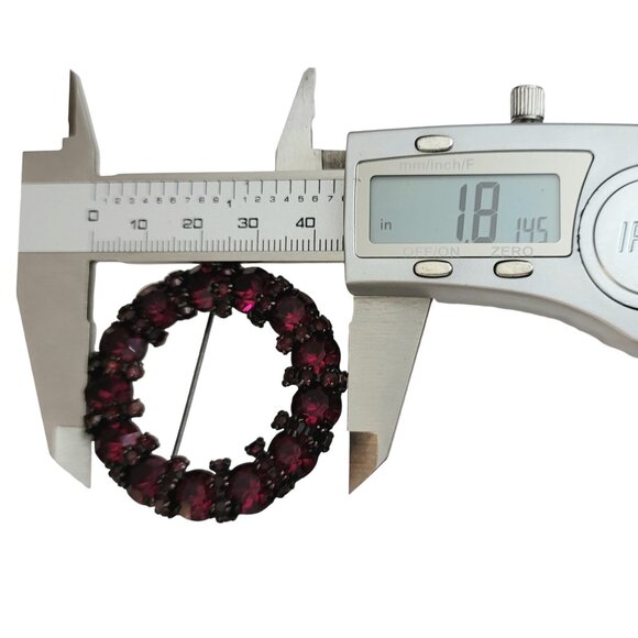 Joseph Warner Red Rhinestone Open Round Japanned Brooch Pin, Signed M173 - Picture 6 of 7